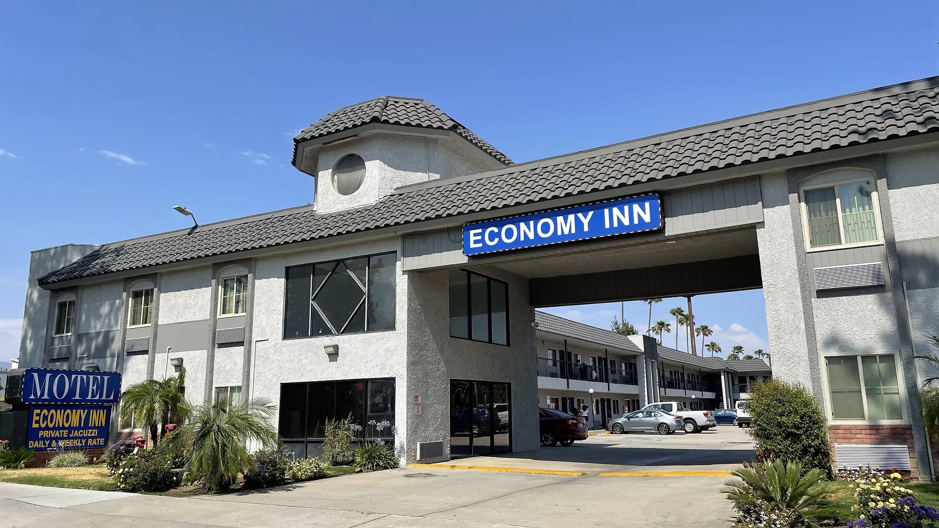 6 Smart Airport Hotels Near Bon View Park Worth Booking